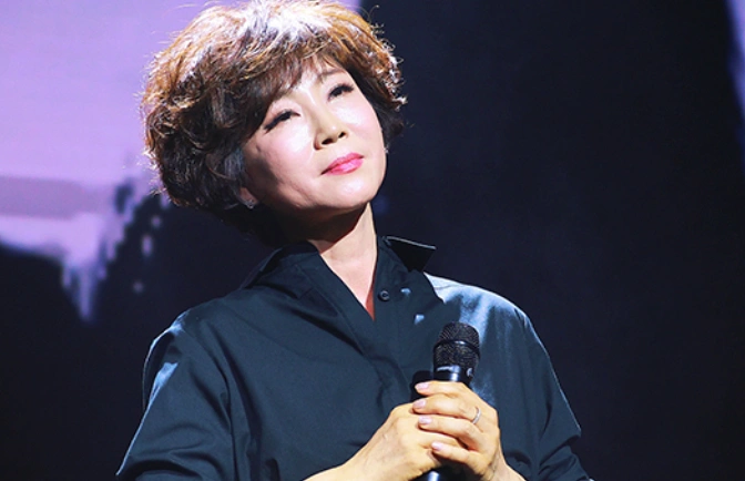 가수 문희옥 