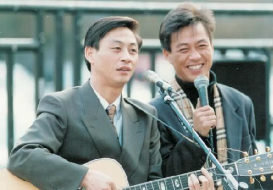 수와진(가수 안상수, 안상진) 
