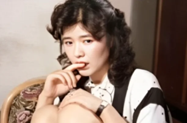 배우 윤미라 리즈