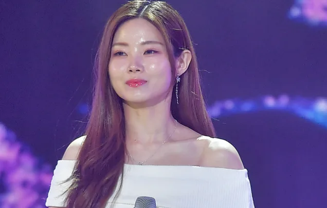 가수 배아현