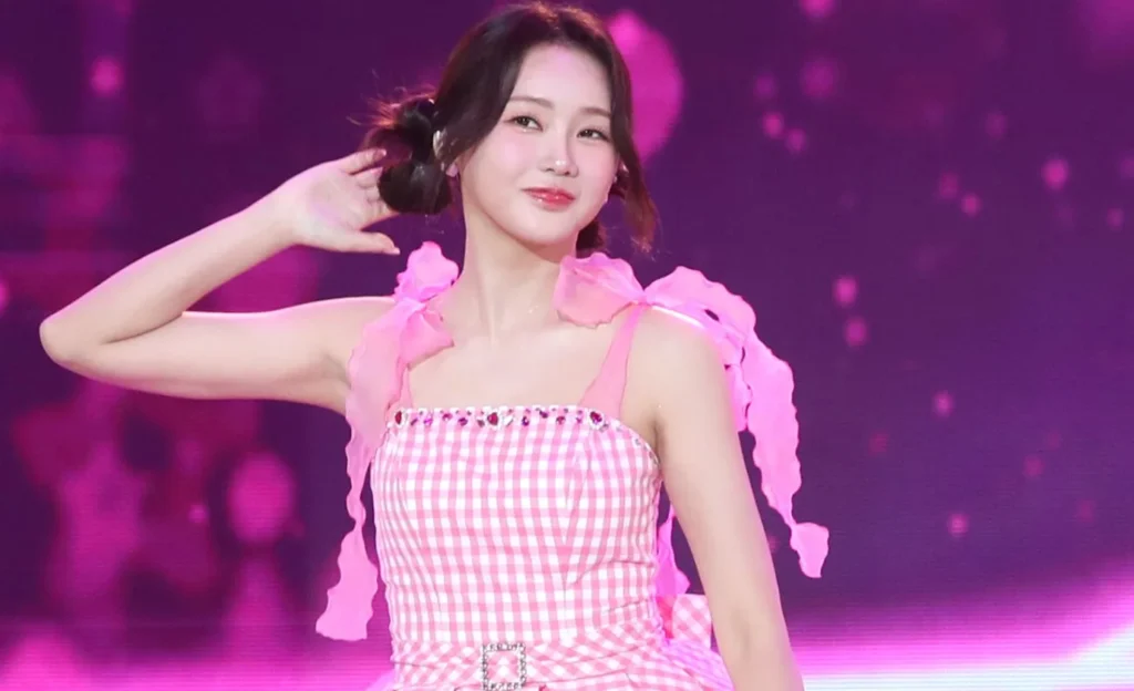 가수 홍지윤